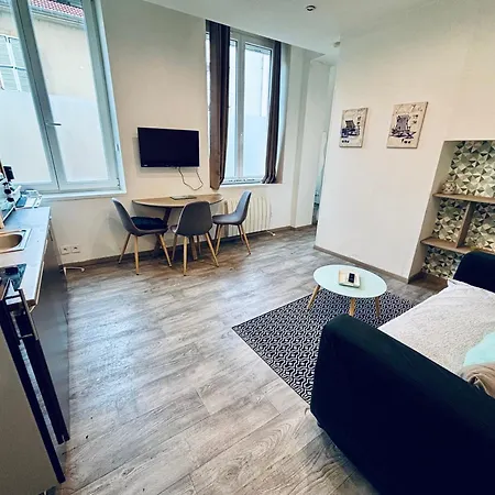 Mini Mosaique Parking Un Sejour A Part Apartment Longeville-les-Metz Exterior photo