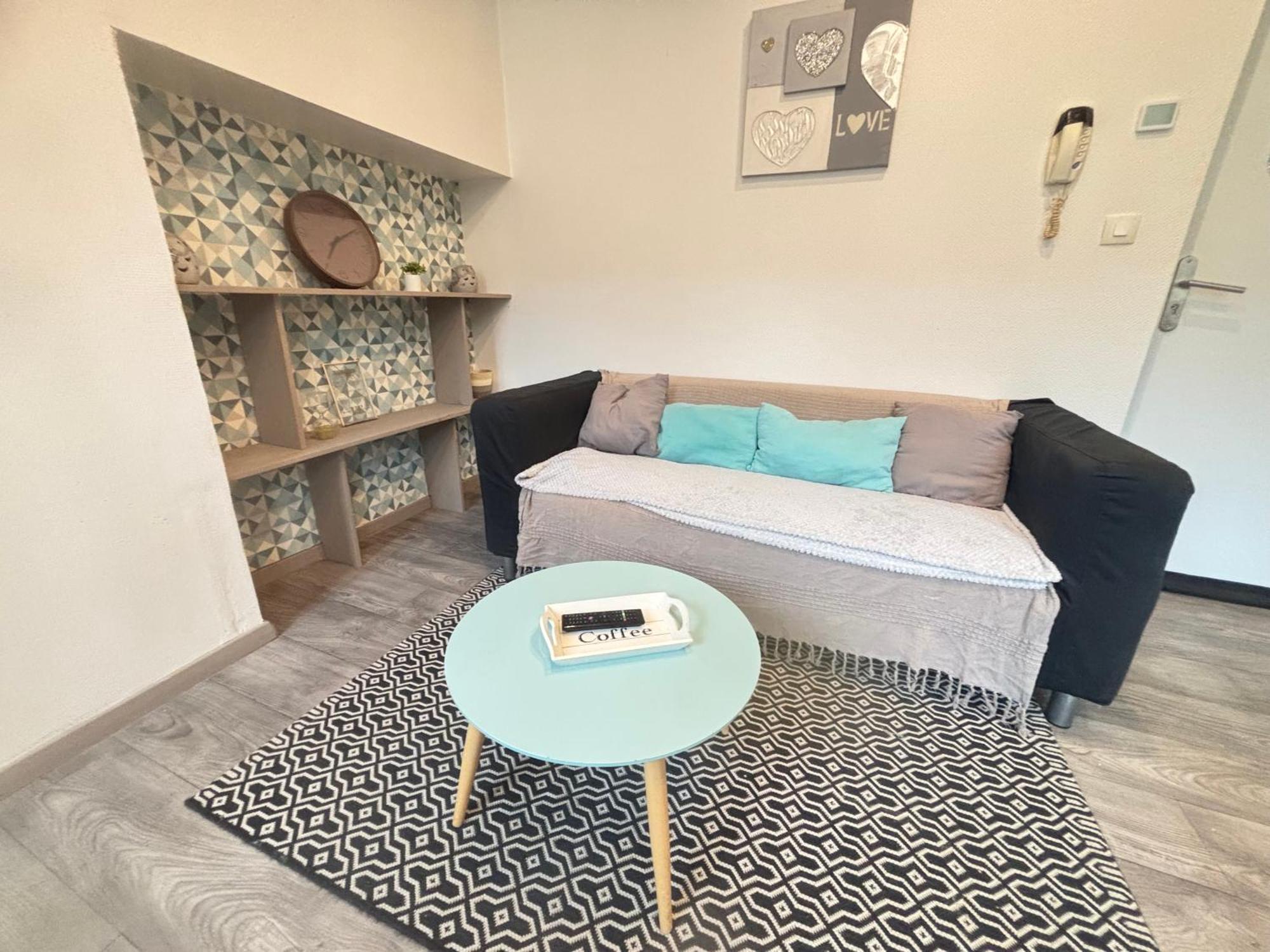 Mini Mosaique Parking Un Sejour A Part Apartment Longeville-les-Metz