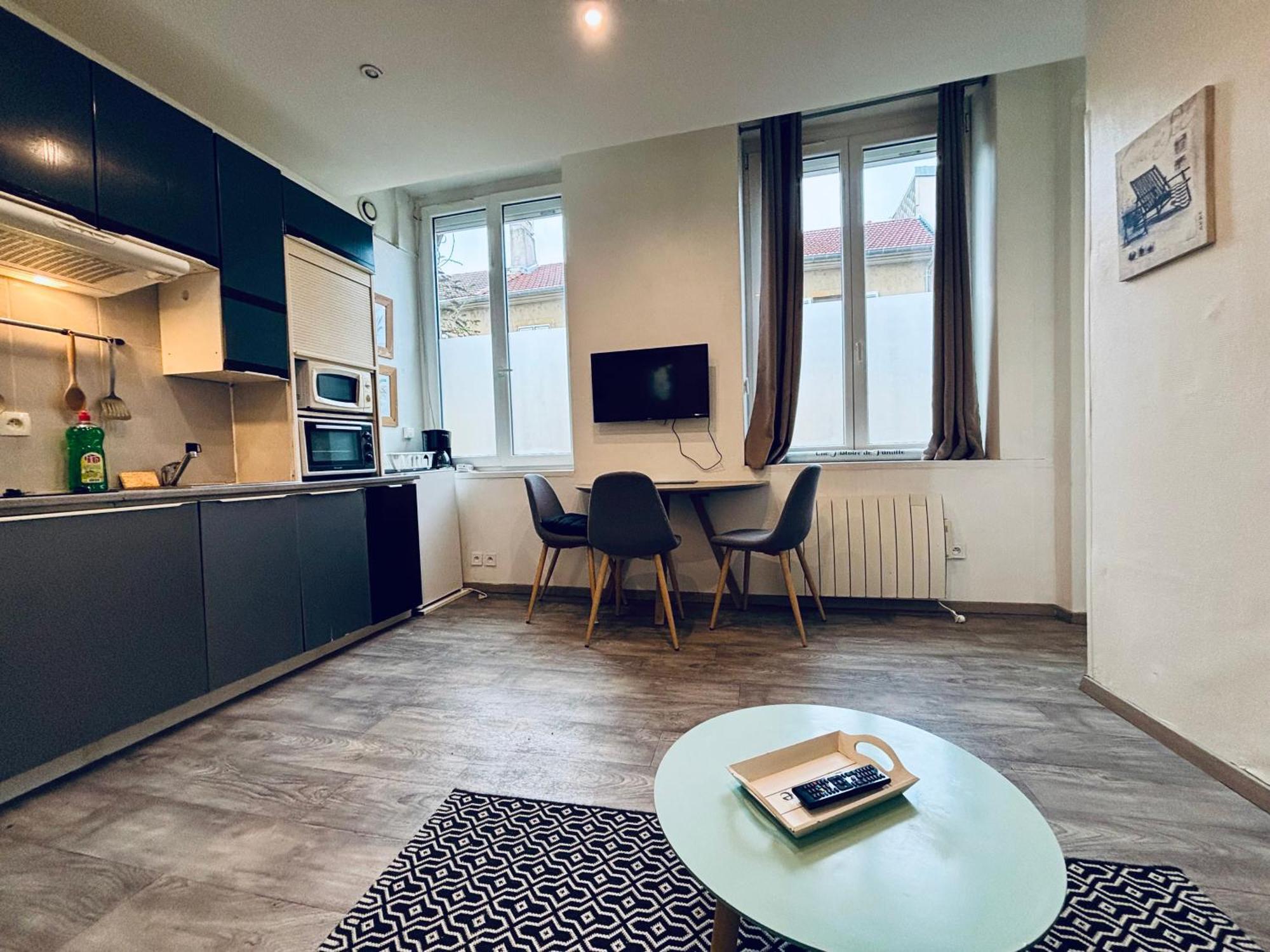 Apartment Mini Mosaique Parking Un Sejour A Part Longeville-les-Metz