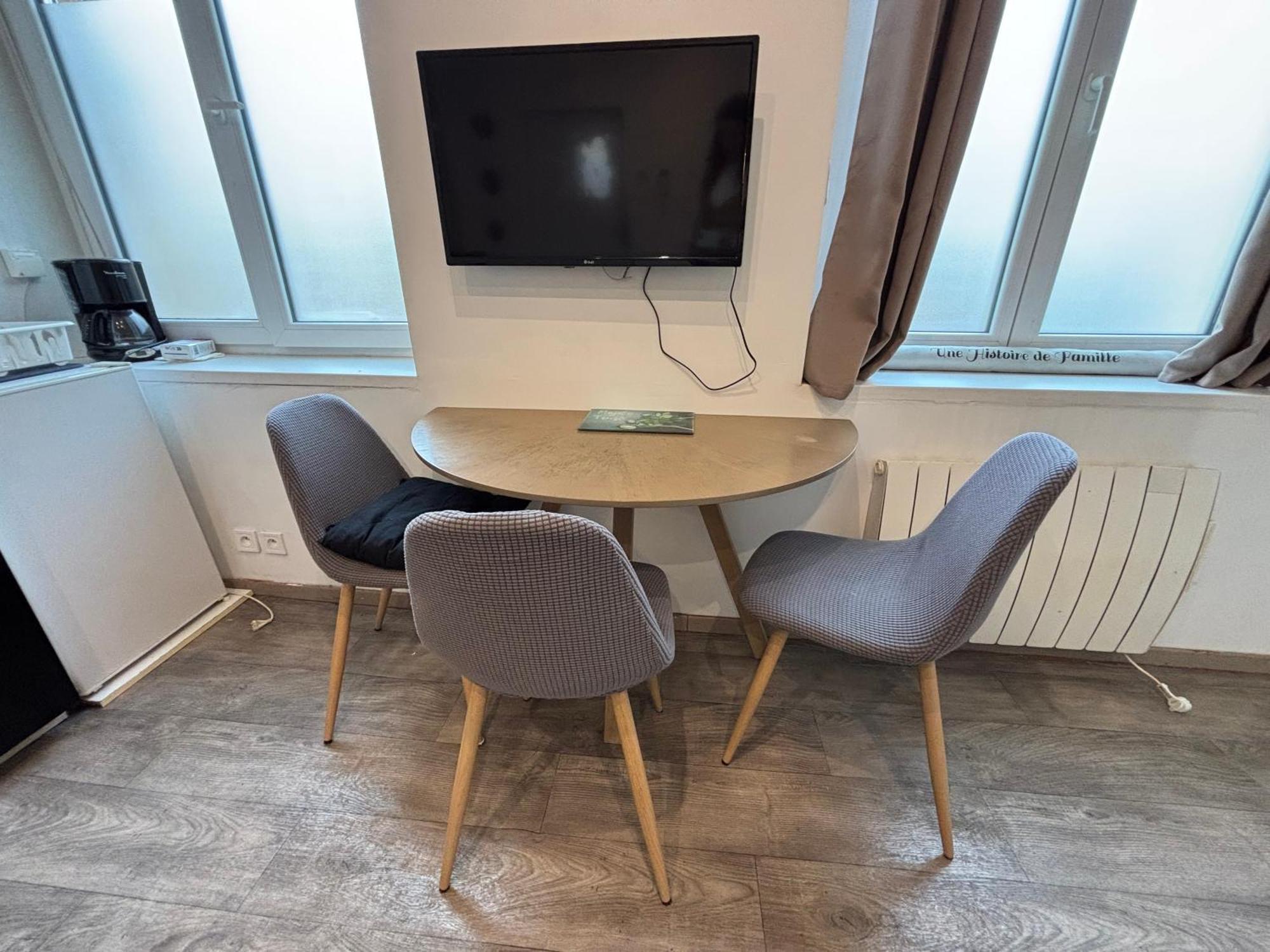 Mini Mosaique Parking Un Sejour A Part Apartment Longeville-les-Metz